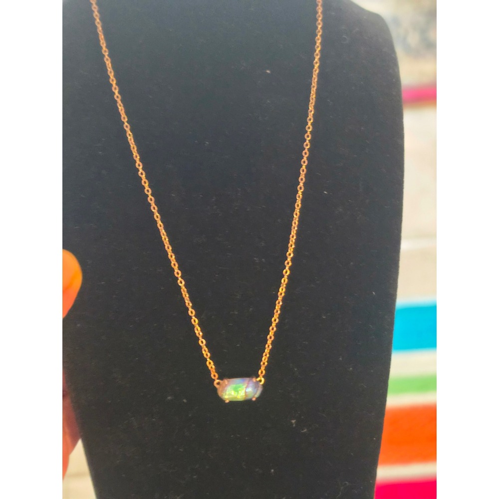 Kendra Scott Elisa Rose Gold Color Iridescent Pendant Necklace - Picture 2 of 8